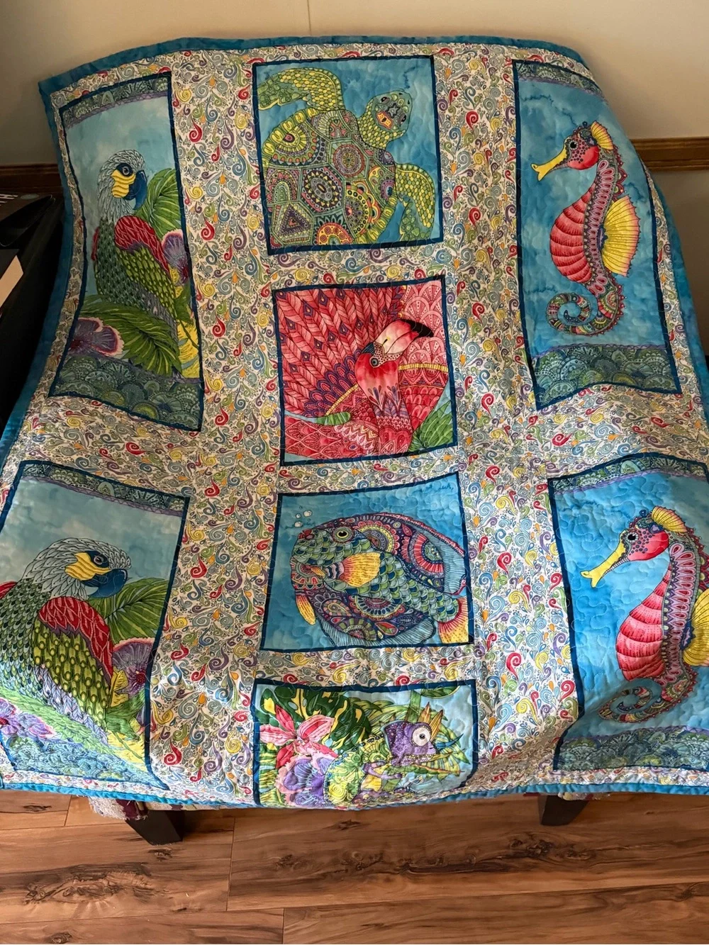 Vibrant Ocean Animal Quilted Throw Blanket - hand made   Approx 54x42. Turtle